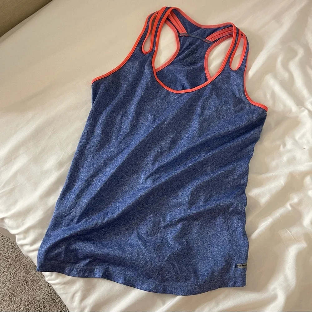 Workout Top - Picture 1 of 2